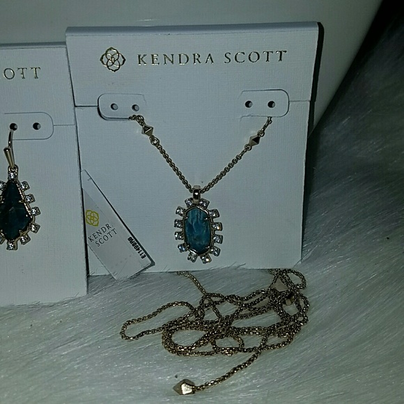 Kendra scott earrings and necklace set - Picture 3 of 6